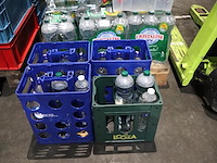 Partij water - afbeelding 3 van  4