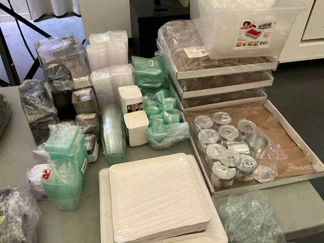 Partij wegwerp verpakkingen/verbruiksmateriaal - afbeelding 7 van  21