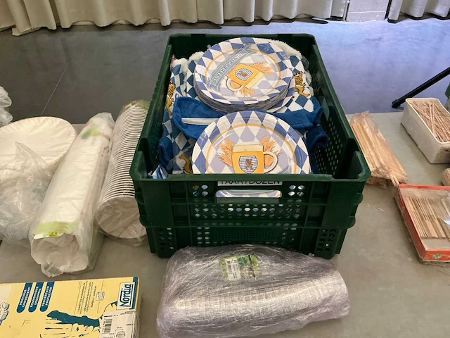 Partij wegwerp verpakkingen/verbruiksmateriaal - afbeelding 21 van  21
