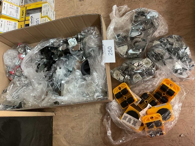 Partij wielen - afbeelding 1 van  8