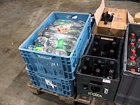 Partij wijn en water - afbeelding 1 van  5