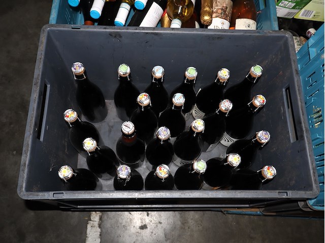 Partij wijn - afbeelding 4 van  9