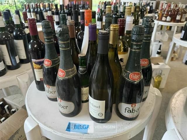Partij wijnen - afbeelding 1 van  4