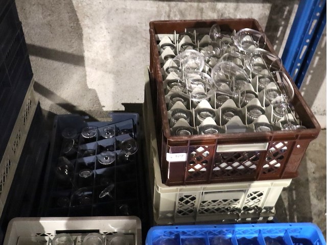 Partij wijnglazen - afbeelding 3 van  3