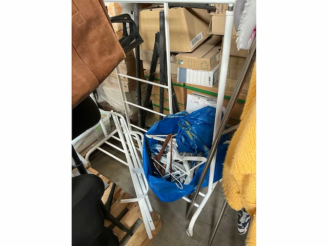 Partij winkel inventaris - afbeelding 18 van  18