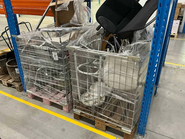 Partij winkel meubilair - afbeelding 1 van  12