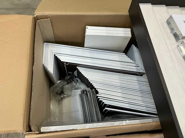 Partij winkelinrichting - afbeelding 8 van  10