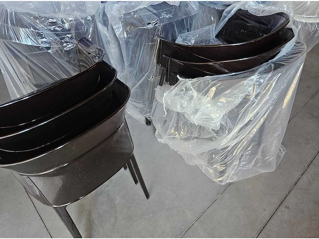 Partij (x4) design-stoel 'papyrus' by kartell (zwart) - afbeelding 8 van  8