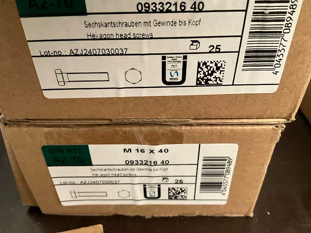 Partij zeskantsbouten ,m 16x40. - afbeelding 2 van  2