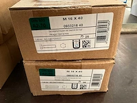 Partij zeskantsbouten m 16x40. - afbeelding 2 van  2