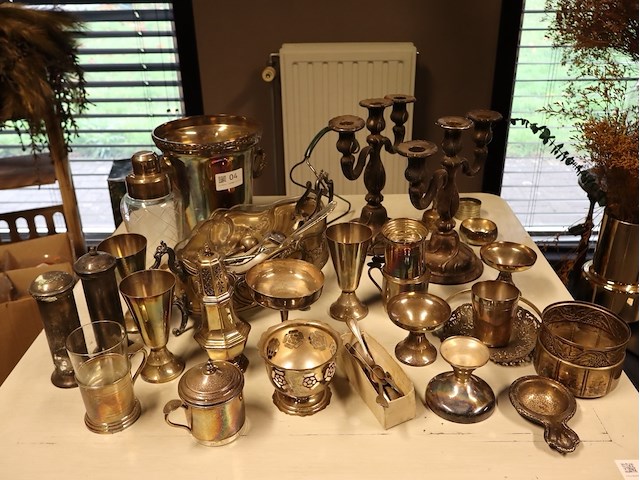 Partij zilverwerk - afbeelding 1 van  4