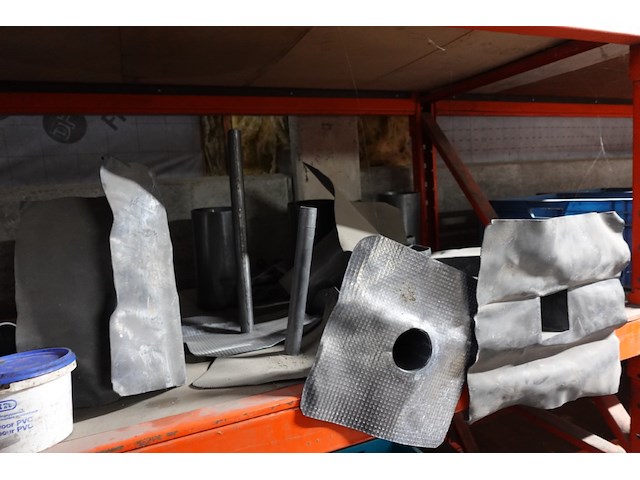 Partij zink/koperwerk - afbeelding 29 van  43