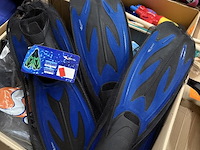 Partij zwemvliezen - afbeelding 1 van  2