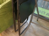 Party tafels + klapstoelen - afbeelding 3 van  3