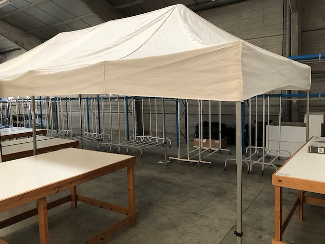 Partytent - afbeelding 1 van  5