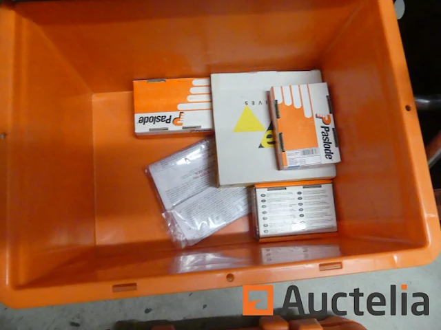 Paslode compressor & spijkermachine - afbeelding 1 van  7