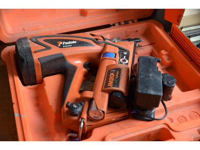 Paslode im90ci schiethamer - afbeelding 1 van  5