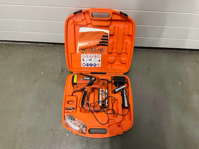 Paslode impulse im50 f18 nagelmachine - afbeelding 1 van  5