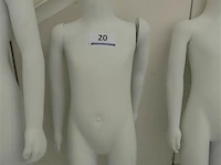 Paspop kind h 100 - afbeelding 2 van  2