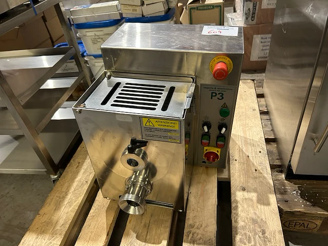 Pasta machine p3 - afbeelding 1 van  4