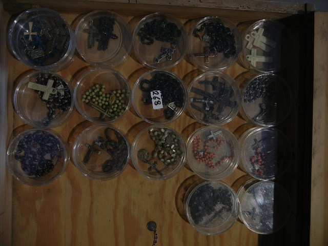 Paternosters - afbeelding 1 van  2