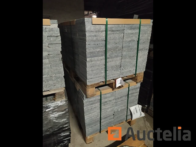 Pave pierre bleue belge veillis 20x20x4 43.20m2 3 pal - afbeelding 3 van  4