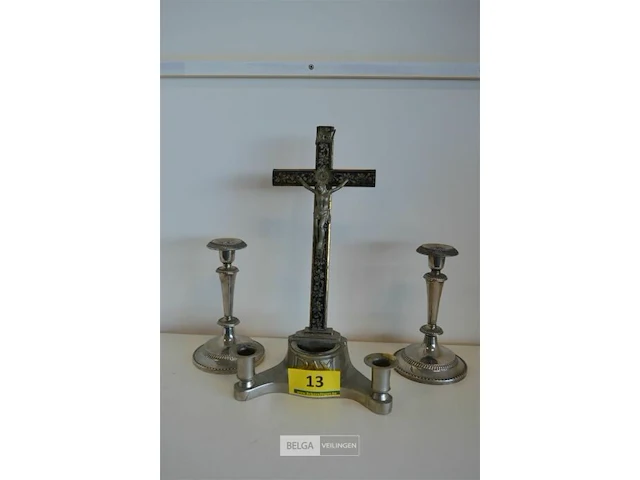Pax kruis en 2 kandelaars - afbeelding 2 van  5