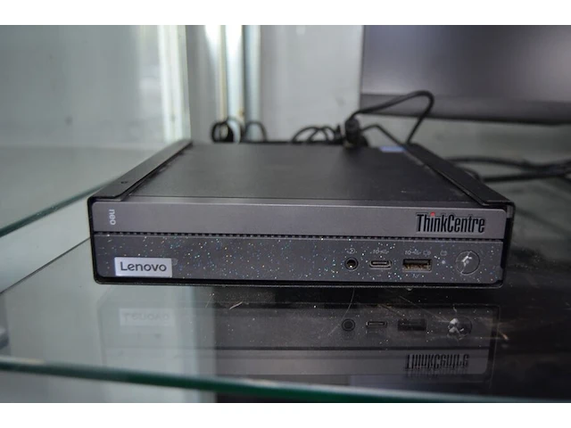 Pc bestaande uit centrale eenheid lenovo think center 12ln , monitor dell flat panel p2722he (4,19) - afbeelding 2 van  7