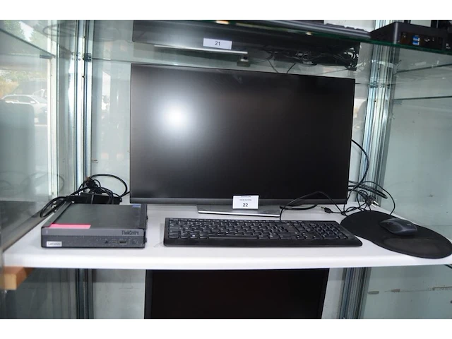 Pc bestaande uit centrale eenheid lenovo think center 12ln, monitor dell flat panel p2722he , toetsenbord lenovo , draadloze muis logitech (8,18,19,21) - afbeelding 1 van  7