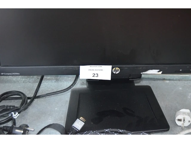 Pc bestaande uit centrale eenheid lenovo think center 12ln, monitor hp la2306x (13,19) - afbeelding 3 van  7
