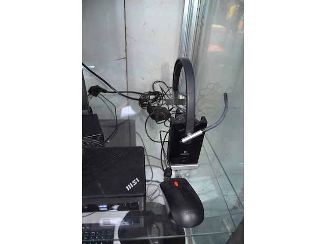 Pc bestaande uit centrale eenheid msi intel wi-fi ge , monitor dell flat panel p2722he , toetsenbord logitech , muis lenovo, headset logitech a-00058 , camera jolly comb h606 (5,6,7,14,17,20) - afbeelding 8 van  9