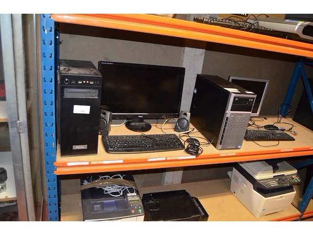 Pc bitac met scherm ilyama toetsenbord en muis , pc hp mete scherm hp toetsenbord en muis (buiten gebruik) (2,7) - afbeelding 1 van  8
