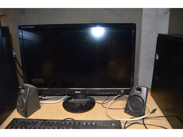 Pc bitac met scherm ilyama toetsenbord en muis , pc hp mete scherm hp toetsenbord en muis (buiten gebruik) (2,7) - afbeelding 5 van  8