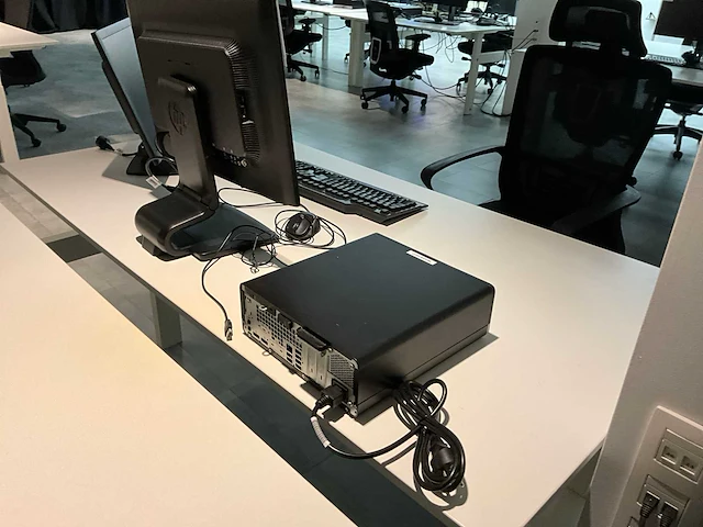 Pc configuratie - afbeelding 5 van  8
