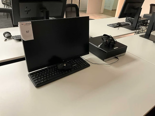Pc configuratie - afbeelding 2 van  8