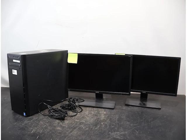 Pc en 2x benq scherm - afbeelding 1 van  8