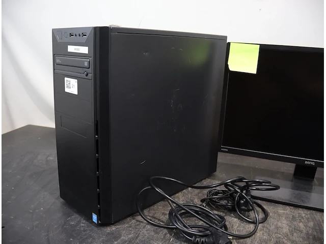 Pc en 2x benq scherm - afbeelding 2 van  8