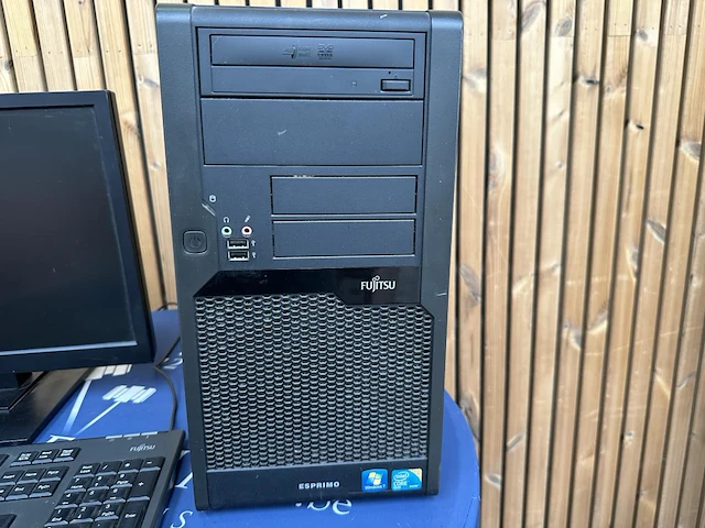 Pc fujitsu - afbeelding 3 van  4