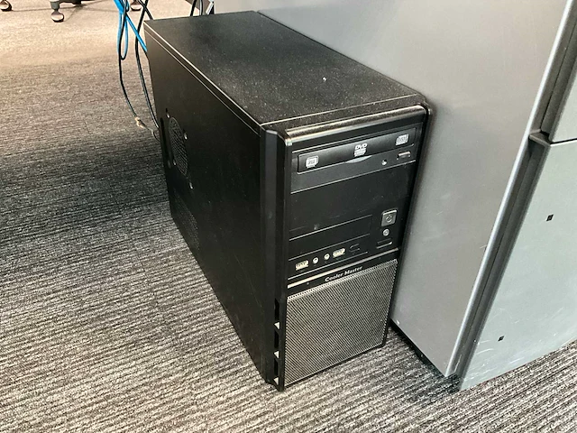 Pc opstelling coolermaster/aoc - afbeelding 2 van  6