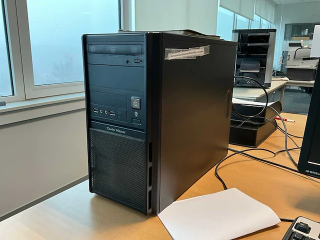 Pc opstelling coolermaster/hp - afbeelding 2 van  6