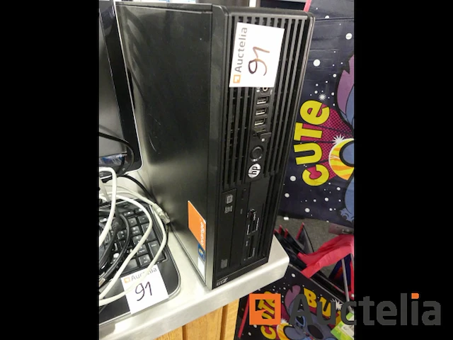 Pc-toren + toetsenbord + muis + monitor combo - afbeelding 9 van  13