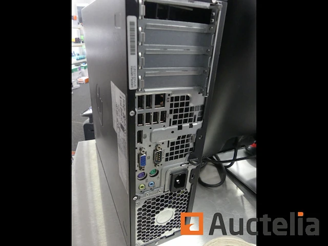 Pc-toren + toetsenbord + muis + monitor combo - afbeelding 10 van  13