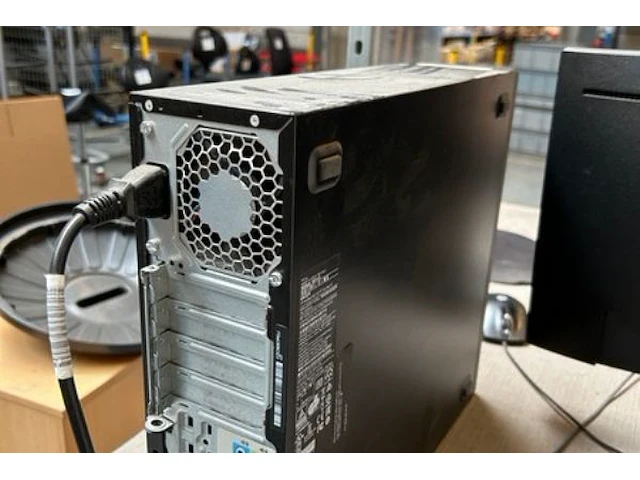 Pc - afbeelding 5 van  6