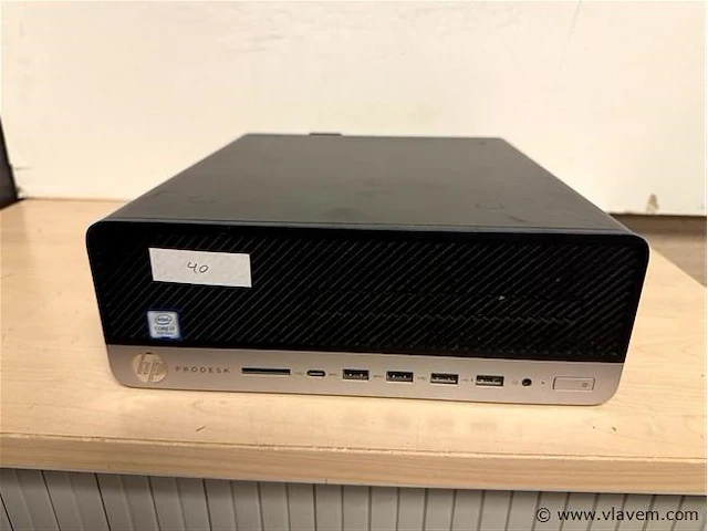Pc - afbeelding 1 van  2