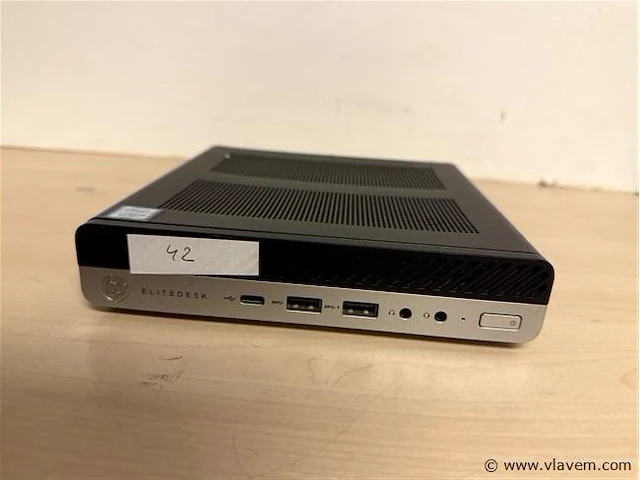 Pc - afbeelding 1 van  2
