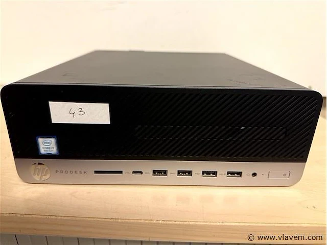 Pc - afbeelding 1 van  2