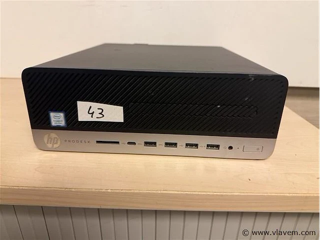 Pc - afbeelding 1 van  2