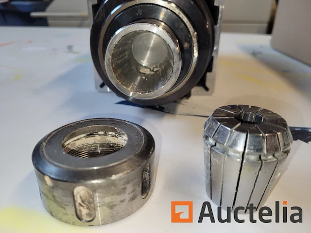Pds adev110 motor - met er40 klemhouder - 4,5kw - afbeelding 1 van  9