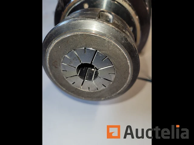 Pds adev110 motor - met er40 klemhouder - 4,5kw - afbeelding 8 van  9