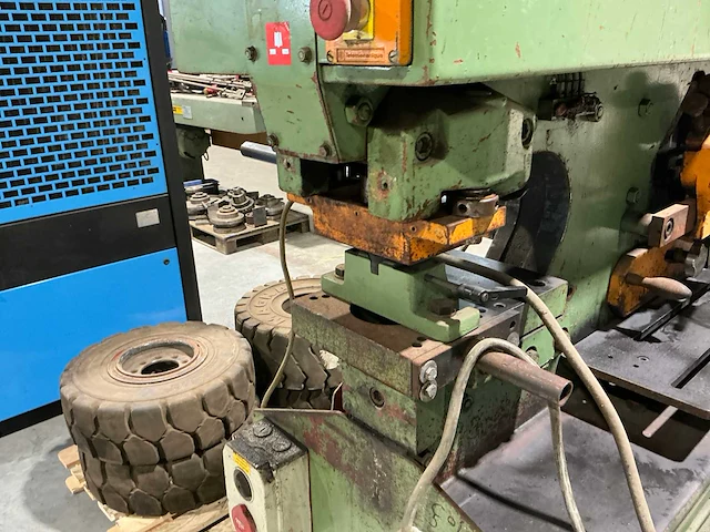 Peddinghaus 28/40h pons- en knipmachine - afbeelding 10 van  12